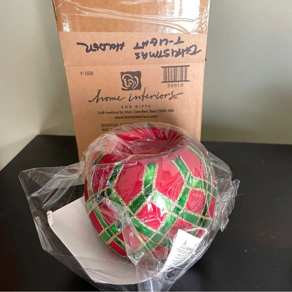Home Interiors Christmas Votive Tea Light Candle Holder Red Green NEW IN BOX